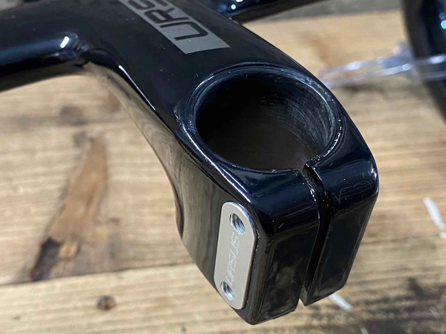 KI494 ウルサス URSUS MAGNUS H.01 ステム一体型 カーボン ドロップ