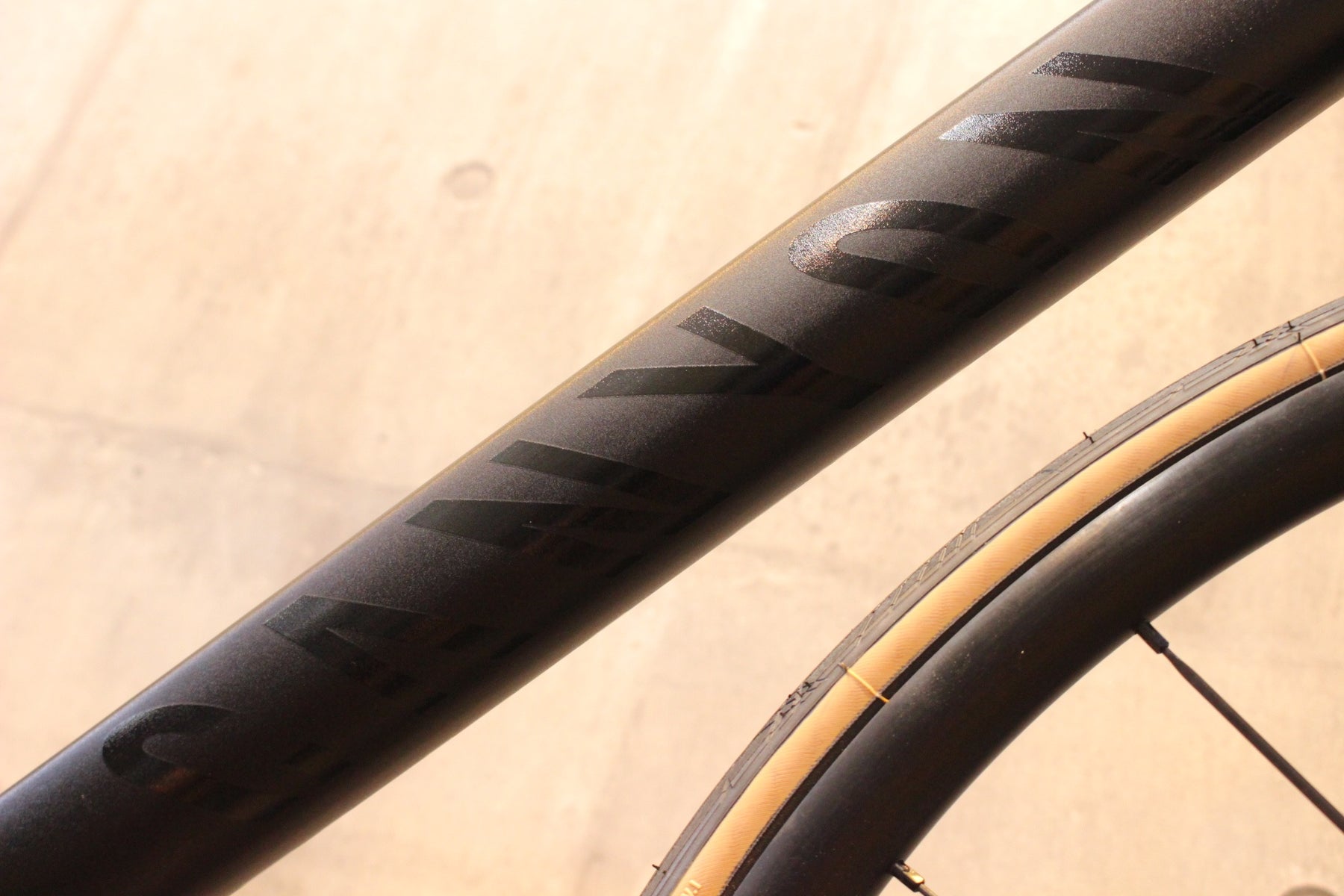 キャニオン CANYON エンデュレース ENDURACE AL DISC 8.0 2019 Lサイズ