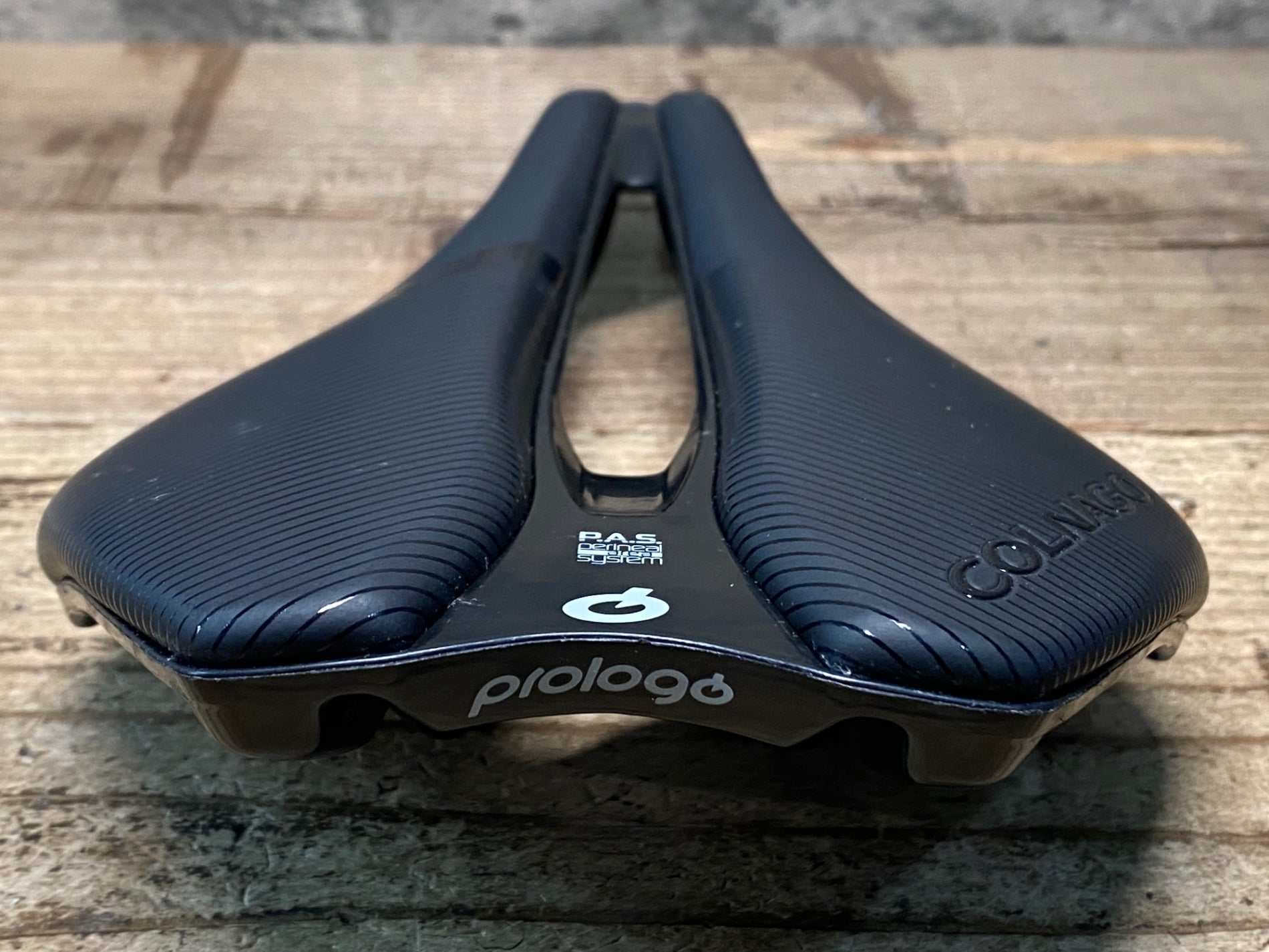 JN656 プロロゴ prologo DIMENSION 143 サドル 黒 T4.0レール COLNAGO