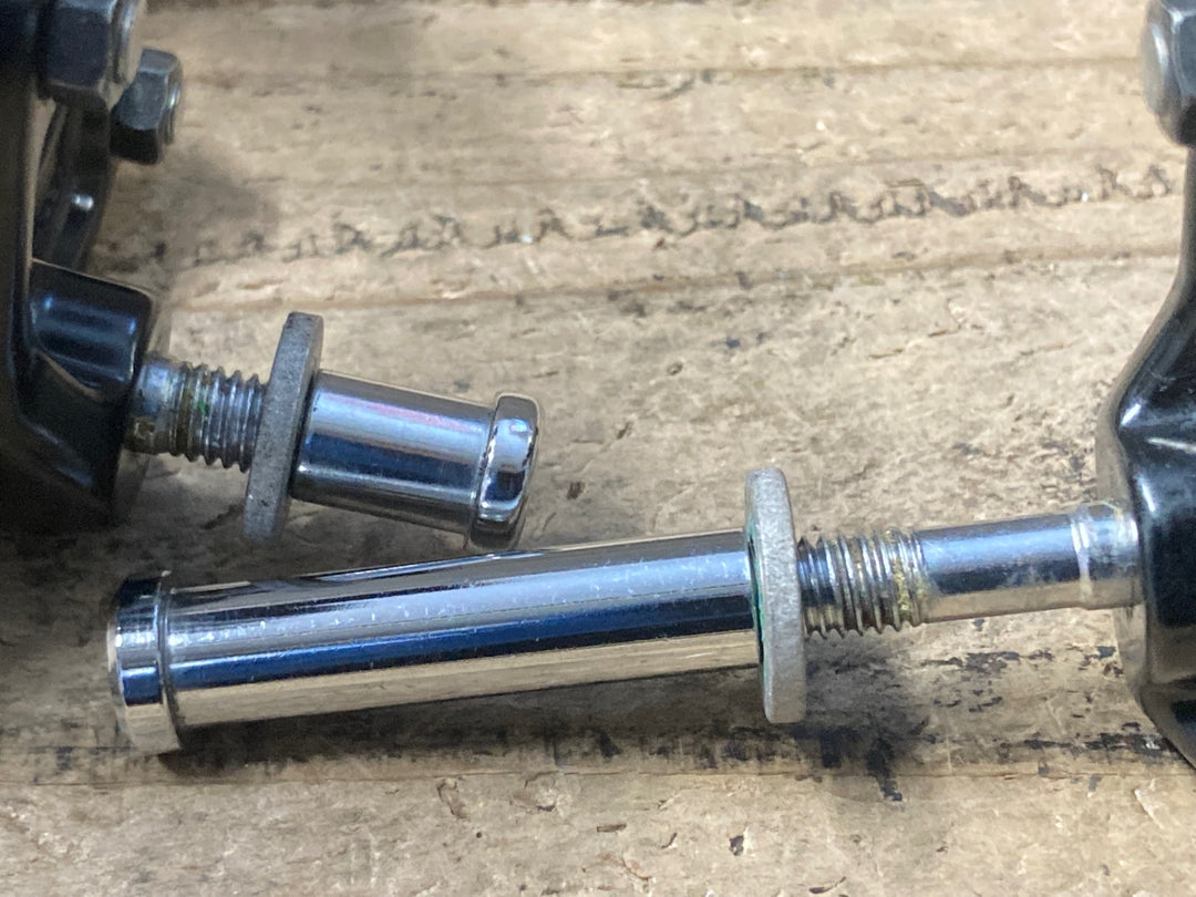 KB589 シマノ SHIMANO 105 BR-R7000 キャリパーブレーキ 前後セット