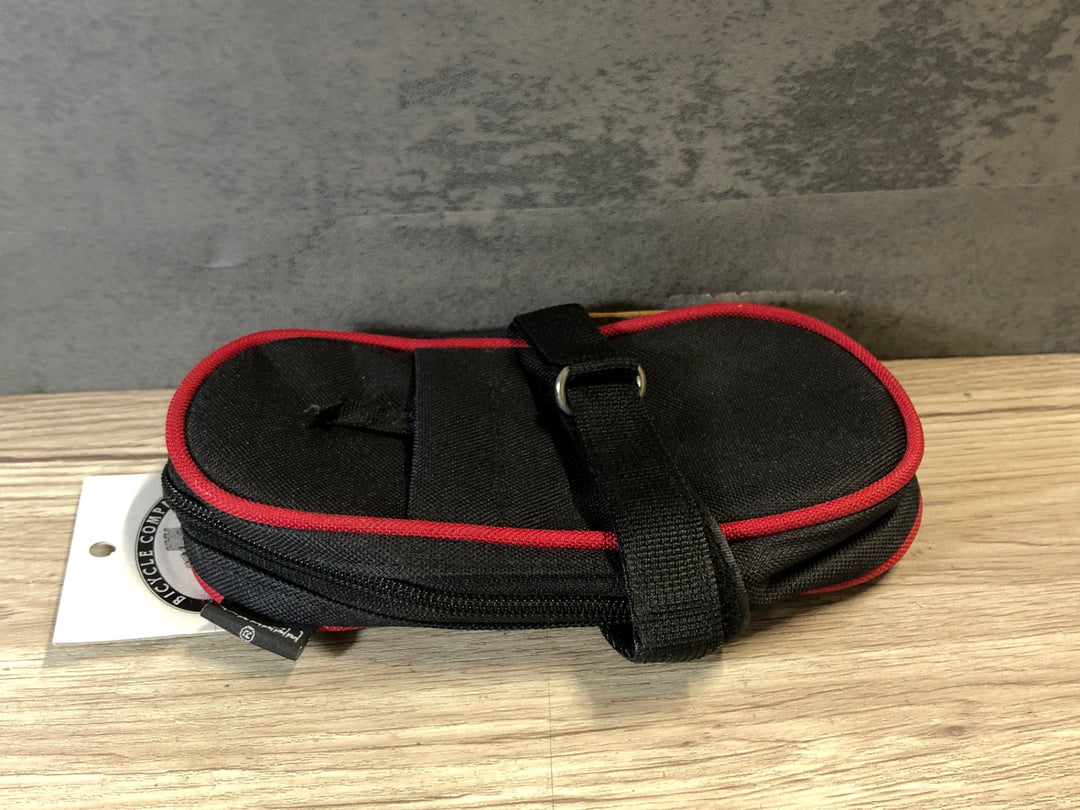 JR146 アランデル ARUNDEL サドルバッグ 黒