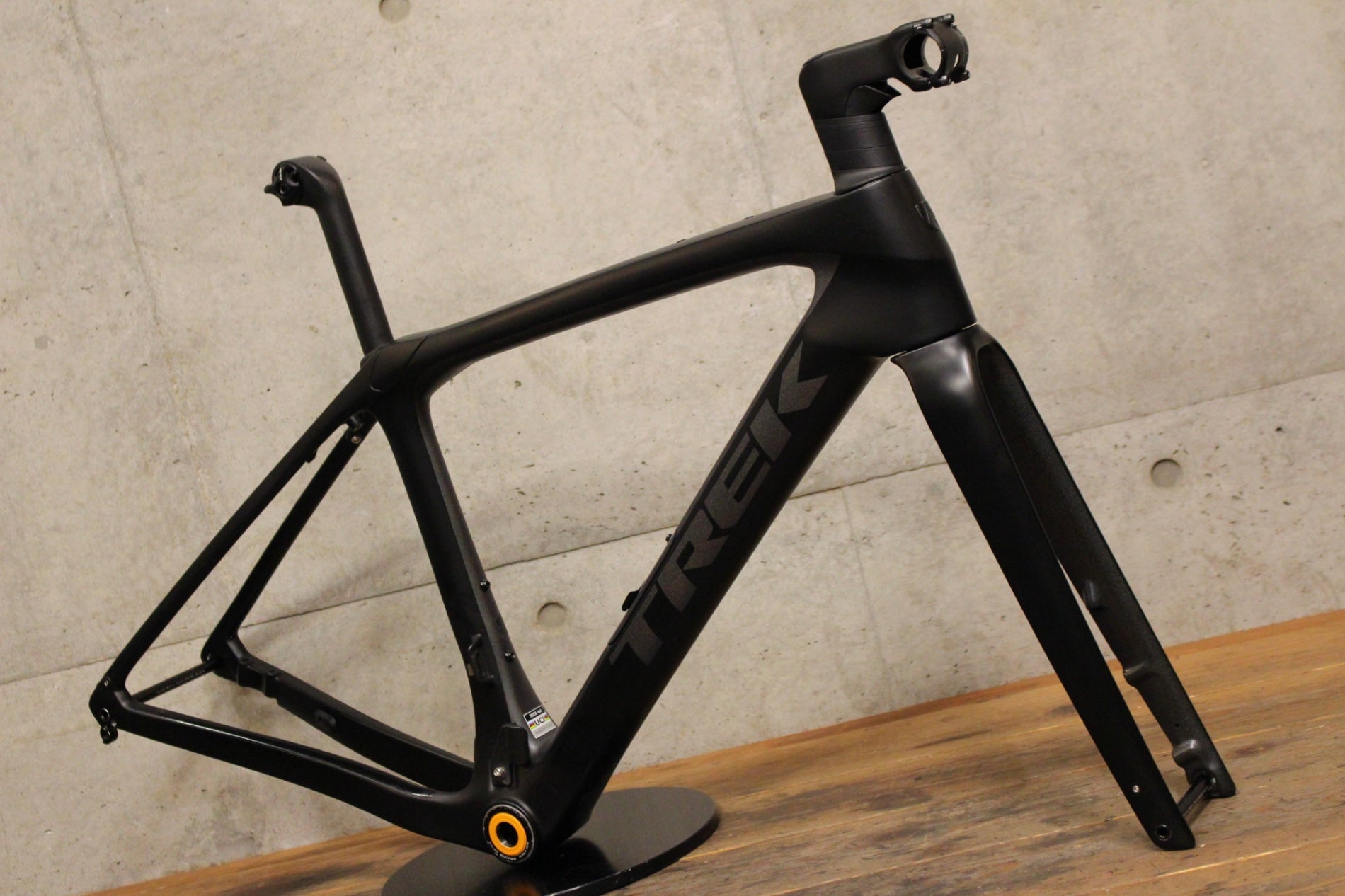 TREK DOMANE SL6 フレームセット(オマケ付) Trek Domane SL 6 Gen 4 2026年モデル