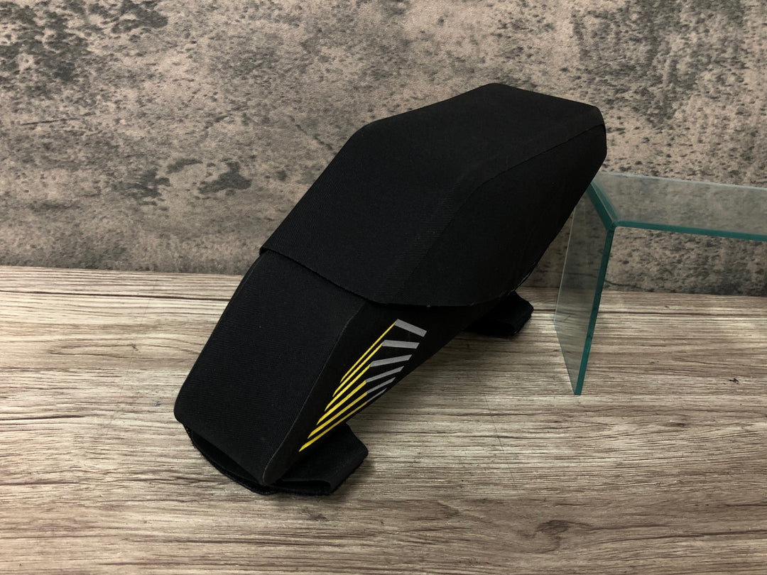 JY343 アピデュラ APIDURA RACING TOP TUBE PACK 1L トップチューブバッグ 黒