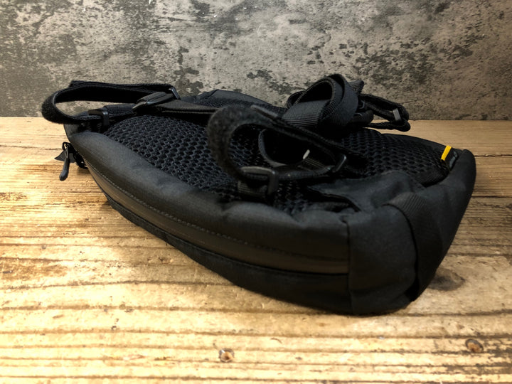 KE579 ジャックウルフスキン Jack Wolfskin ハンドルバーバッグ ポーチ ブラック