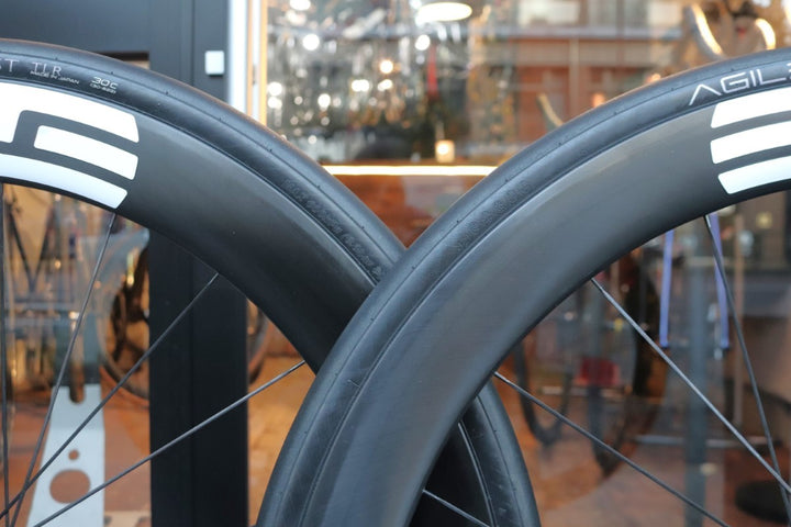 エンヴィ ENVE SES4.5 NEW カーボン チューブレス ホイールセット シマノ12/11S ワイドリム フックレス 鬼ベアリング 【東京南麻布店】