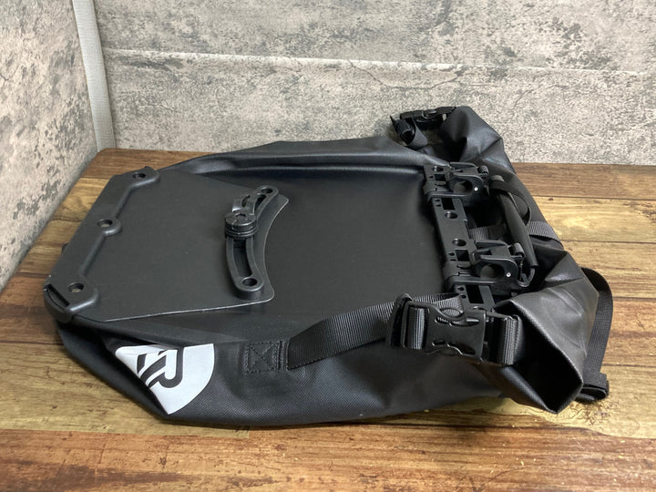 JZ054 ロックブロス ROCKBROS 防水 パニアバッグ サイクルバッグ 25L 黒