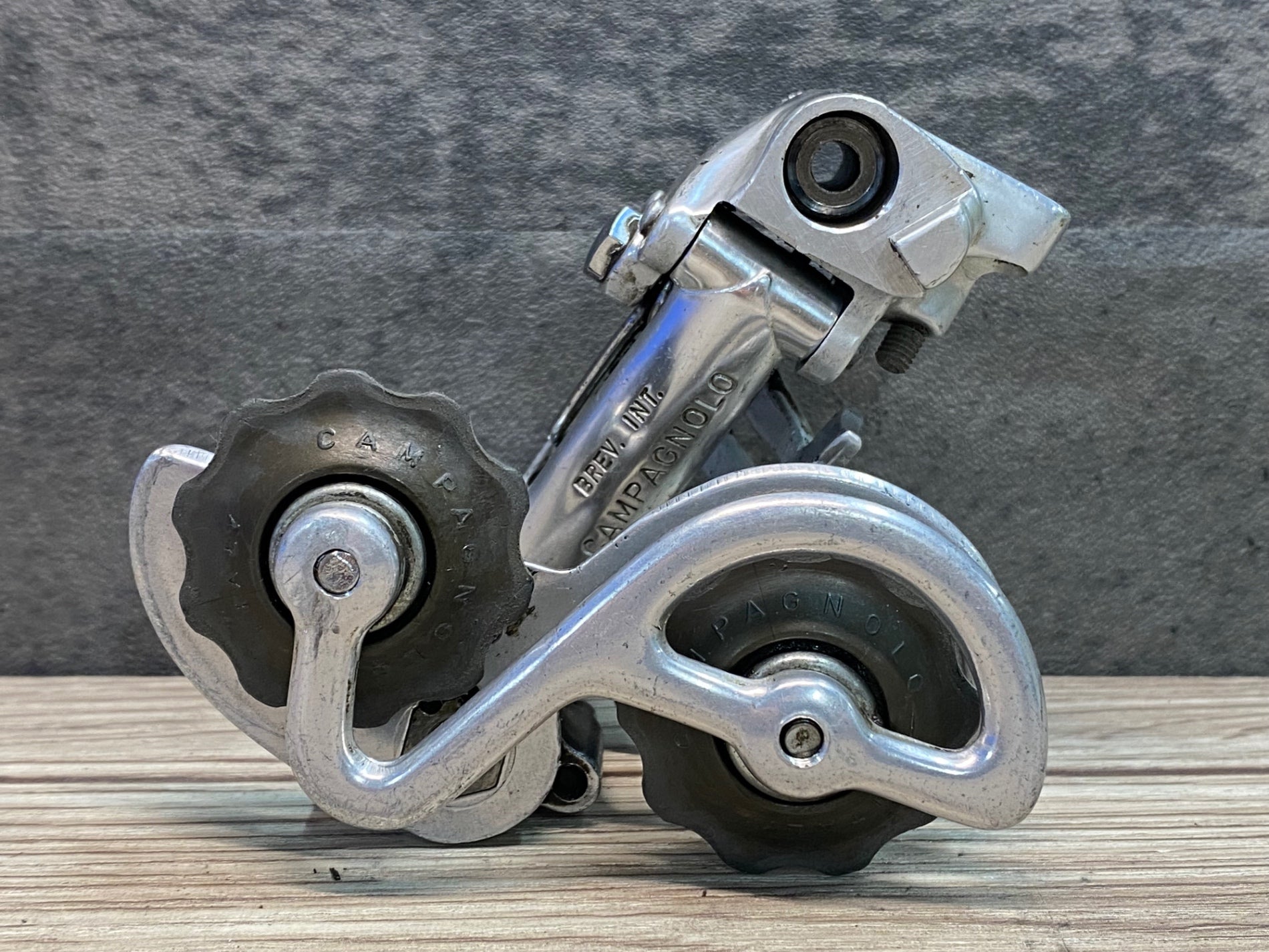 IB538 カンパニョーロ CAMPAGNOLO ヌーボレコード NUOVO RECORD リア