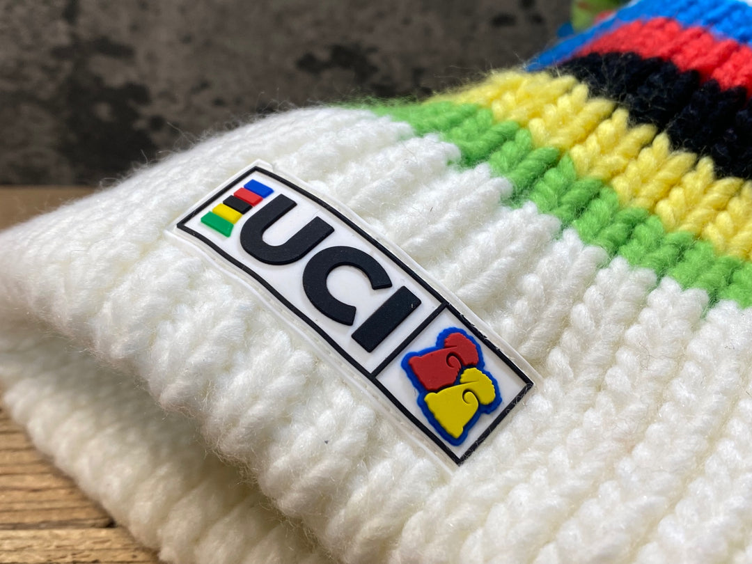 JW680 UCI OFFICIAL PRODUCT バルブハットキャップ ニット帽 白 総柄