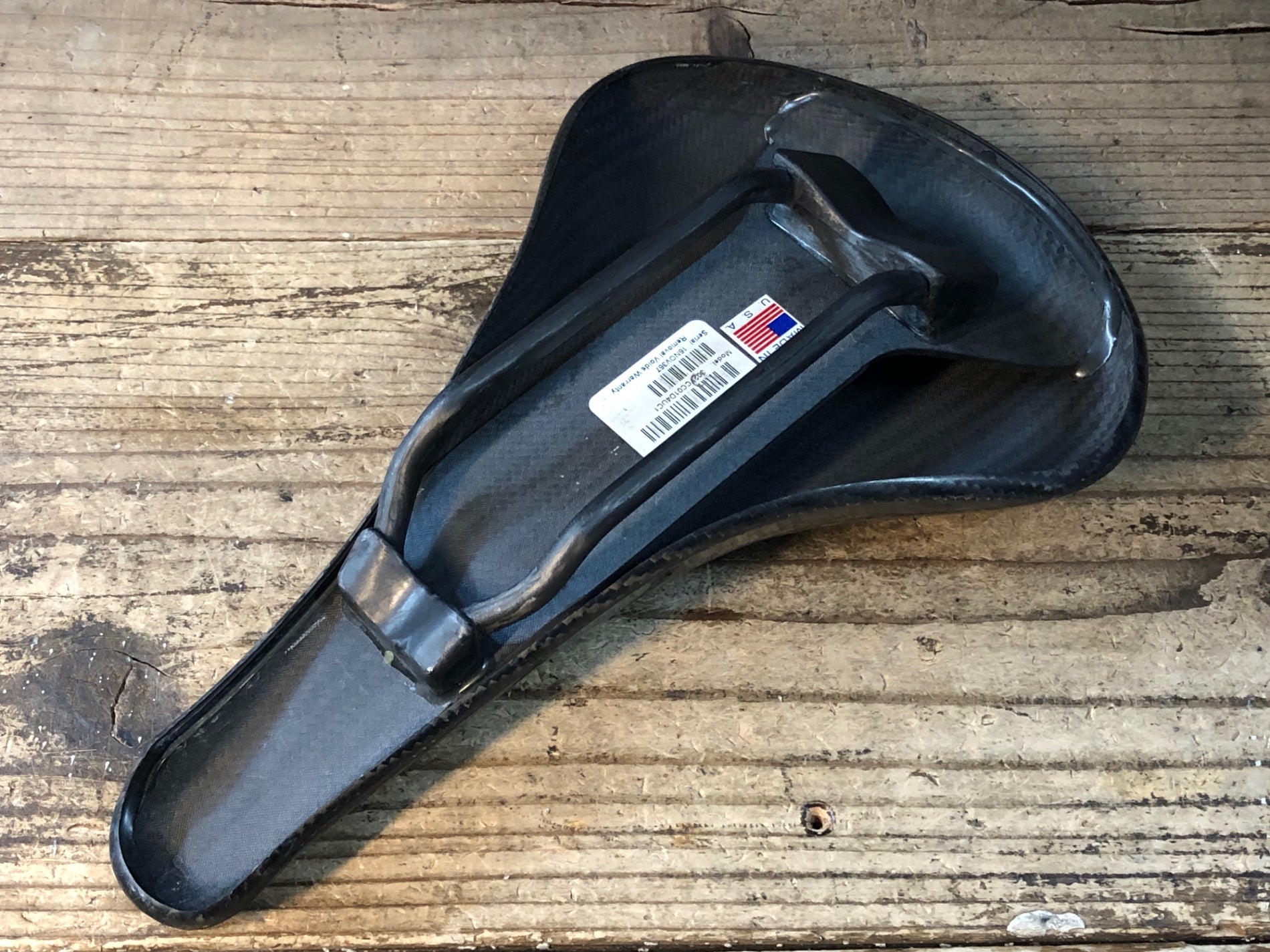 JW369 セラアナトミカ SELLE ANATOMICA C Series サドル 黒 カーボン