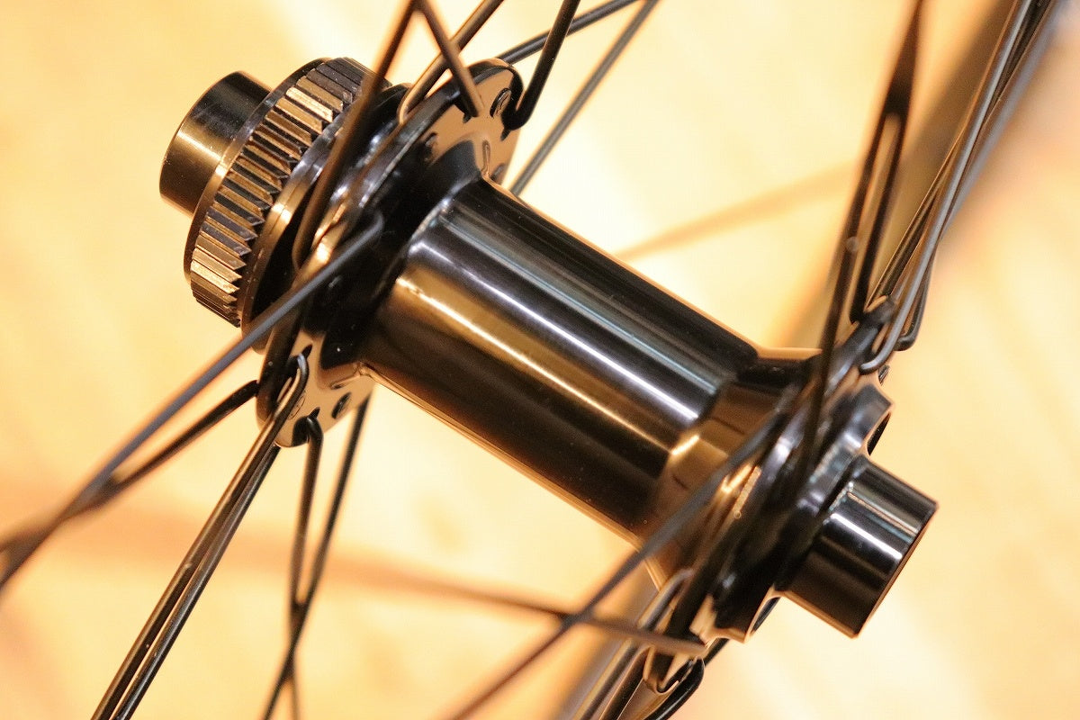 DT SWISS R460 DB アルミ チューブレスレディ ホイールセット シマノ