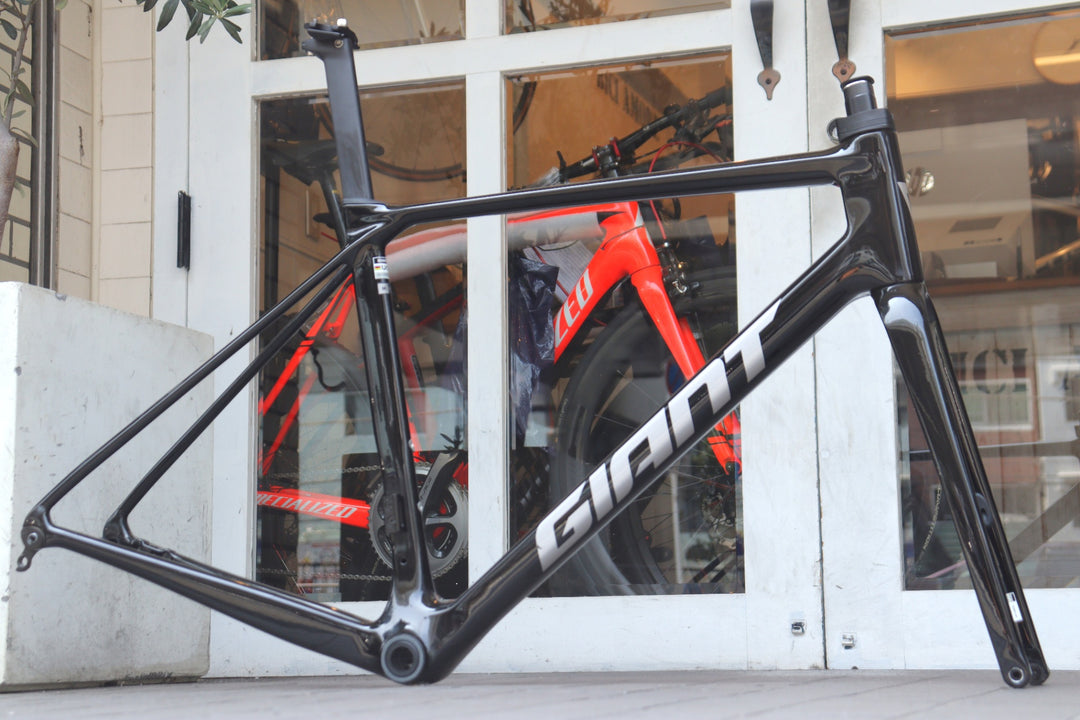 ジャイアント GIANT TCR ADVANCED PRO 2025モデル Mサイズ カーボン ロードバイク フレームセット 【横浜店】