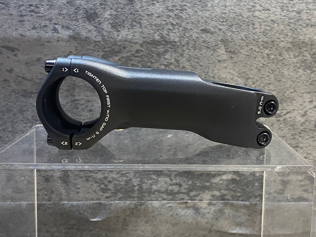 JS176 スペシャライズド SPECIALIZED TARMAC STEM アルミステム 黒 Φ31.8 90mm