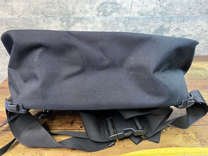 JH303 オルトリーブ ORTLIEB WATERPROOF MESSENGERBAGS バックパック 白