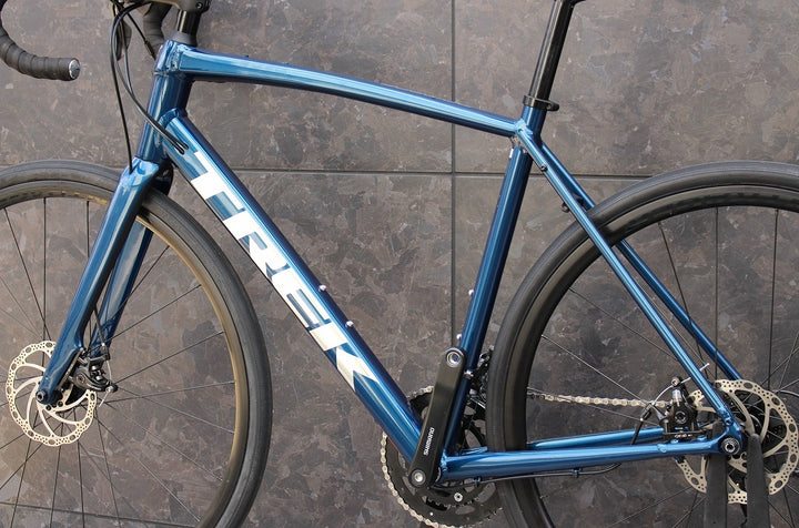 トレック TREK ドマーネ ディスク DOMANE AL2 DISC 2022 56サイズ クラリス R2000 8S アルミ ロードバイク 【福岡店】