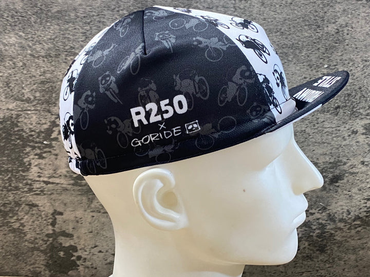 KG240 R250 サイクルキャップ 黒 白 パンダ