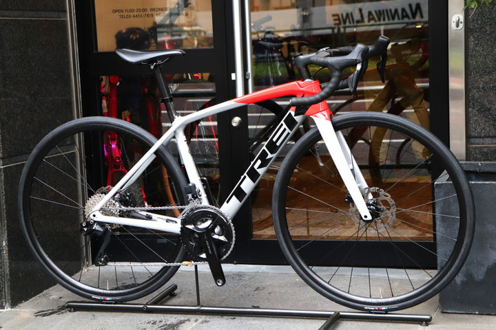 【RSLハンドル装着！】 トレック TREK エモンダ EMONDA SL6 Di2 2023モデル 50サイズ シマノ 105 R7170 Di2 12S カーボン ロードバイク 【東京南麻布店】
