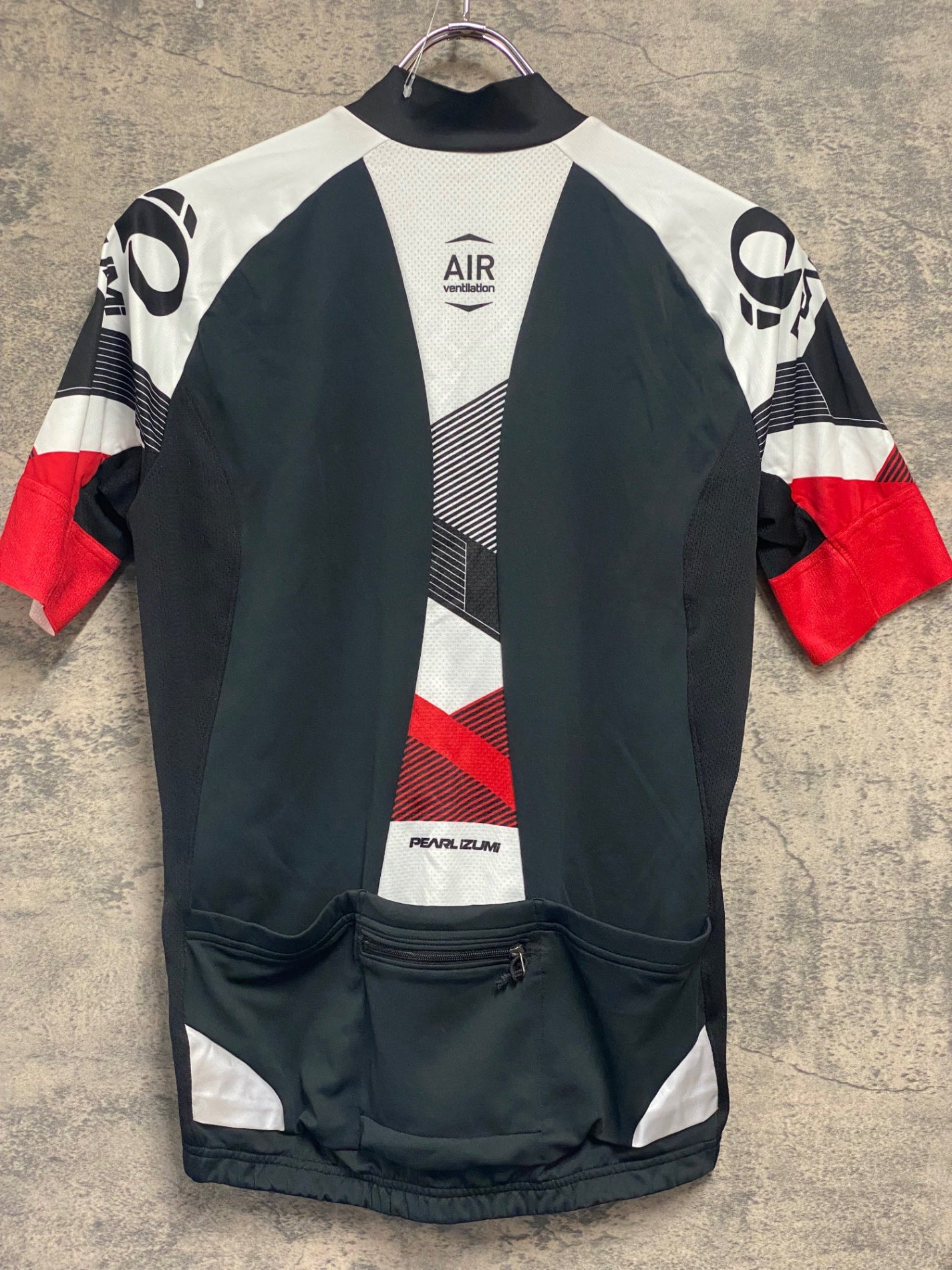 【美品】パールイズミ　PEARL IZUMI サイクルウェア L黒×赤 メンズ Pearl Izumi パールイズミ サイクルジャージ 半袖 ブラック レッド