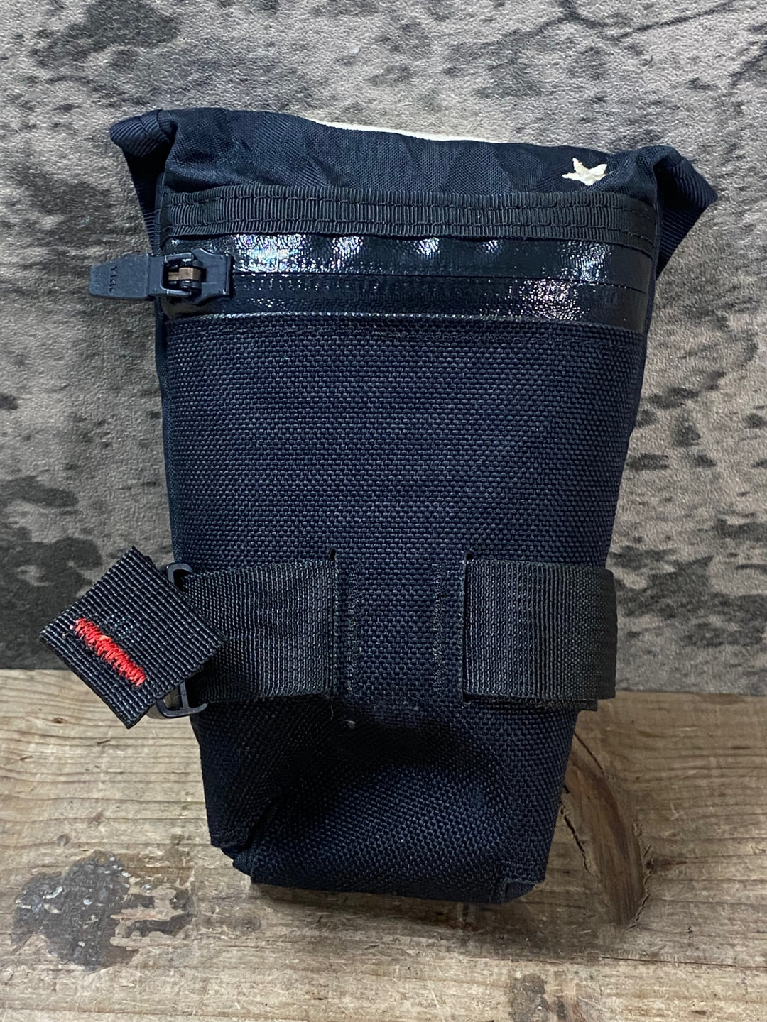 JV492 インサイドラインエキップメント INSIDE LINE EQUIPMENT SEAT BAG サドルバッグ 黒