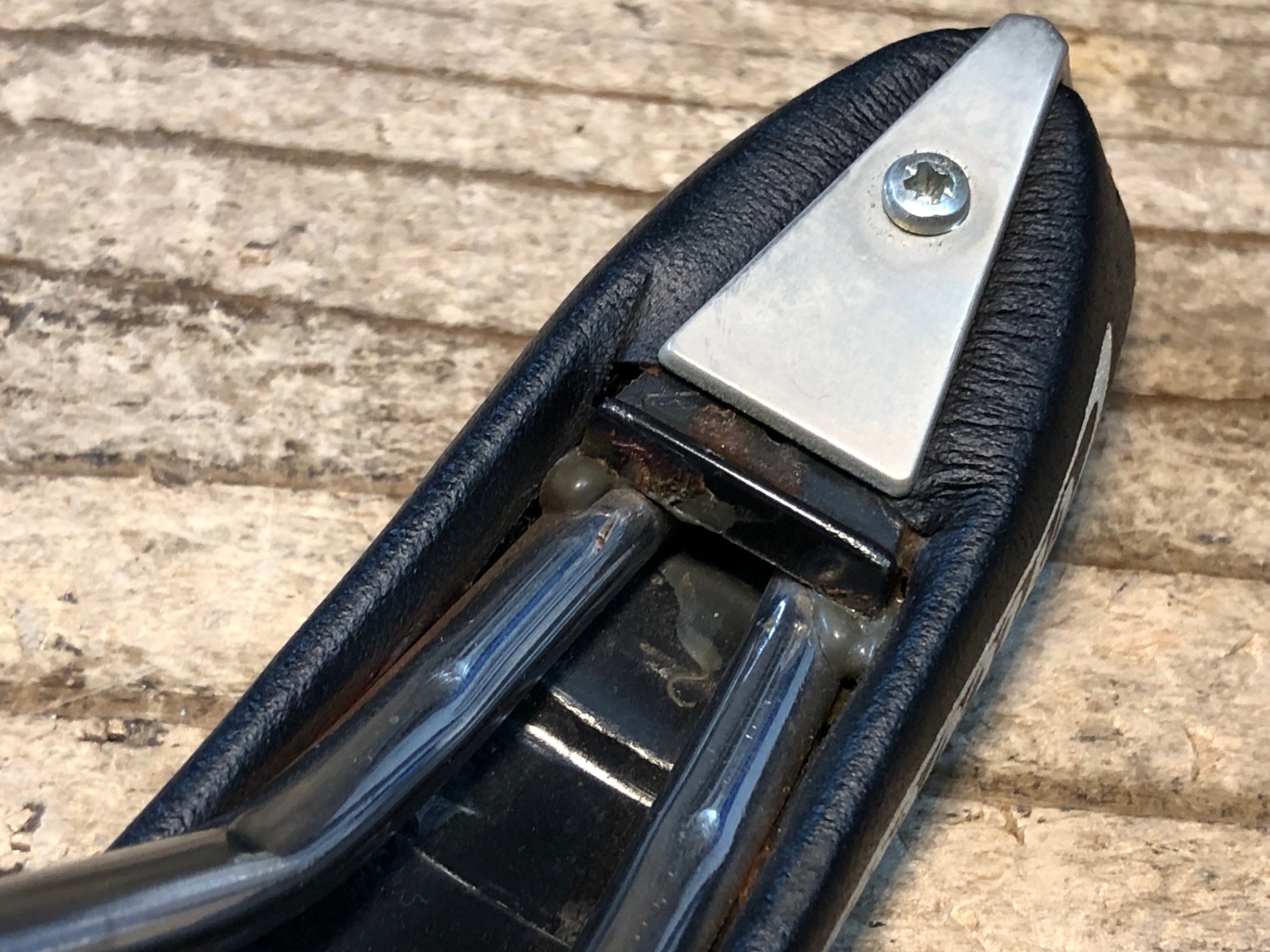 JW499 サンマルコ san marco ゾンコラン Zoncolan サドル Xsilite