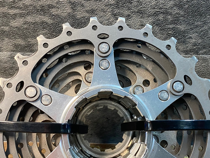 JJ517 シマノ SHIMANO デュラエース DURA-ACE CS-7700 スプロケット 12-25T 9s 25周年 ※傷