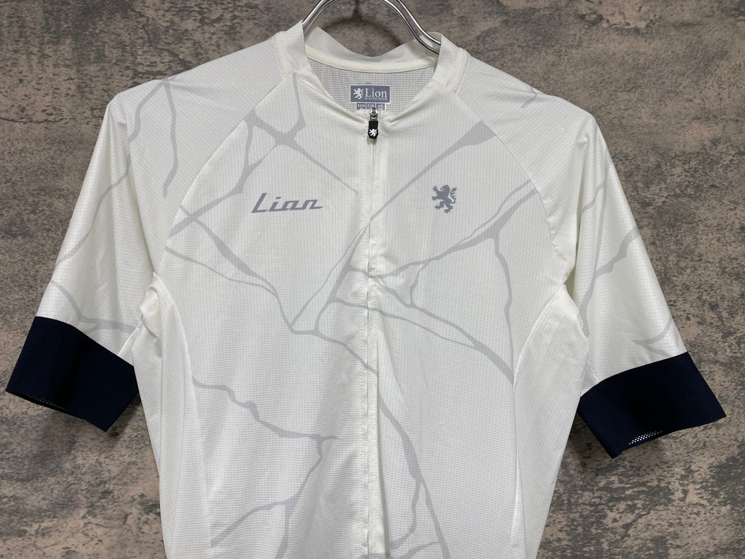 JT116 リオンドカペルミュール Lion de KAPELMUUR 半袖 サイクルジャージ 白 ASIA M