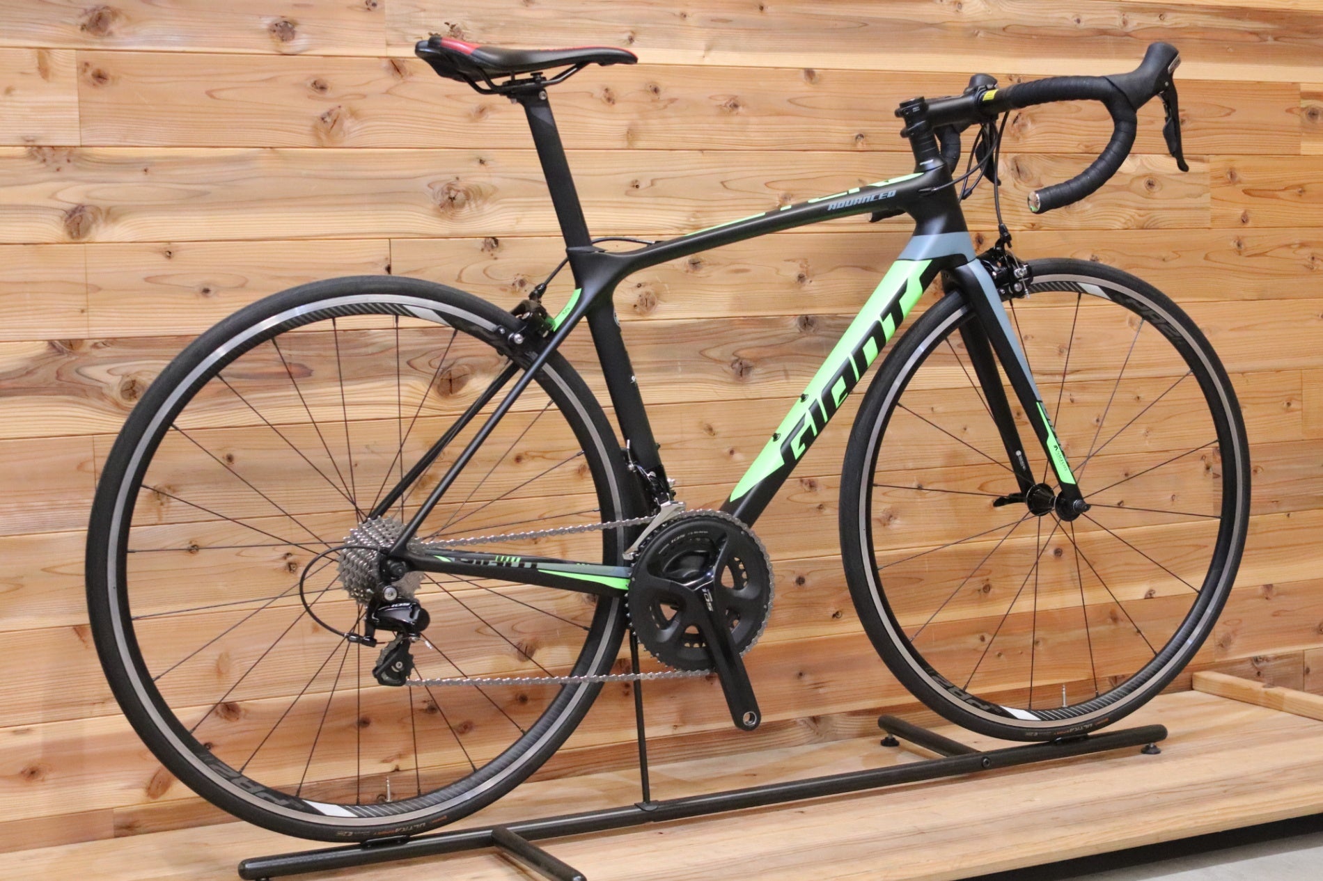 GIANT TCR Advanced 2018 S(50)サイズ ジャイアント GIANT TCR ADVANCED 2 2018モデル Sサイズ シマノ 105