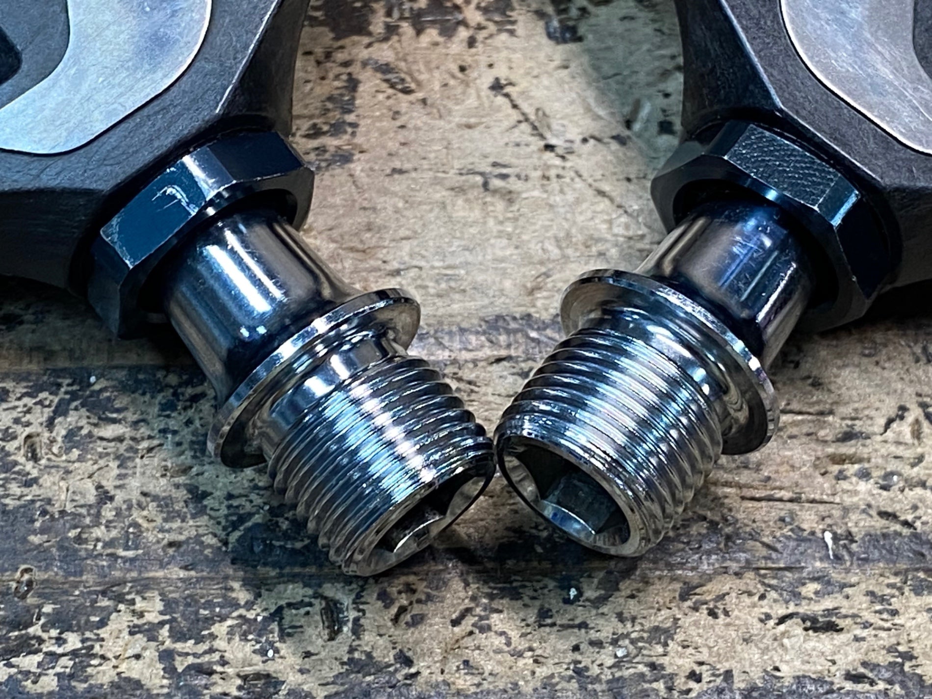 JN446 シマノ SHIMANO アルテグラ ULTEGRA PD-R8000 ビンディングぺ