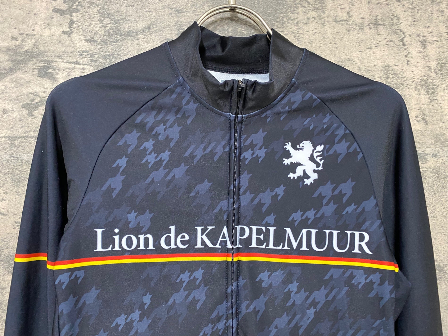 【美品】【最終値下】LION DE KAPELMUUR サイクルジャージ KAPELMUUR（カペルミュール）長袖ジャージlils001【LION・リオン