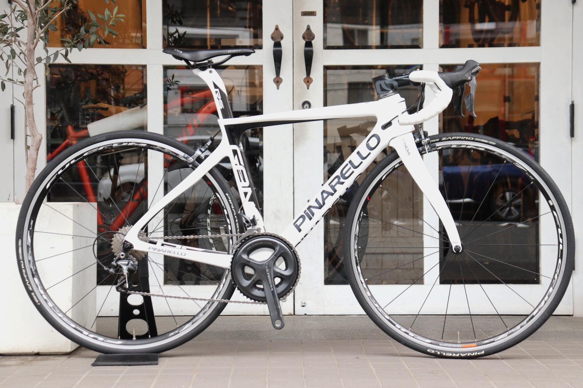 ピナレロ PINARELLO ガン GAN RS 2017モデル 465サイズ シマノ