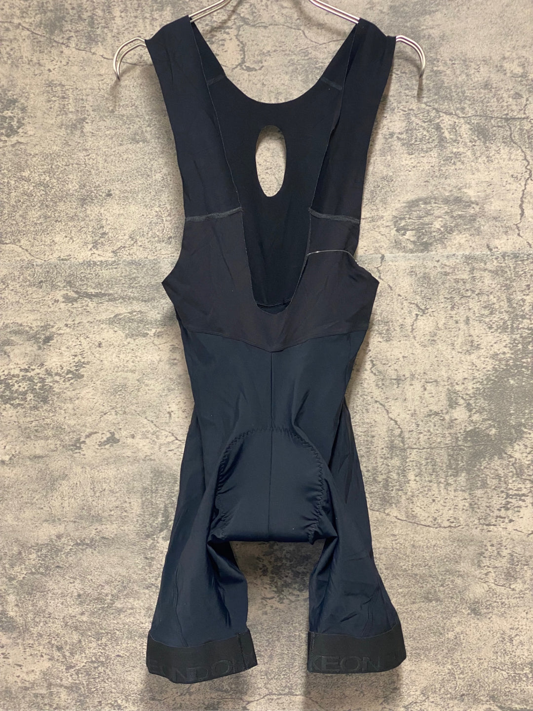 JP842 ETXEONDO ビブショーツ 黒 L