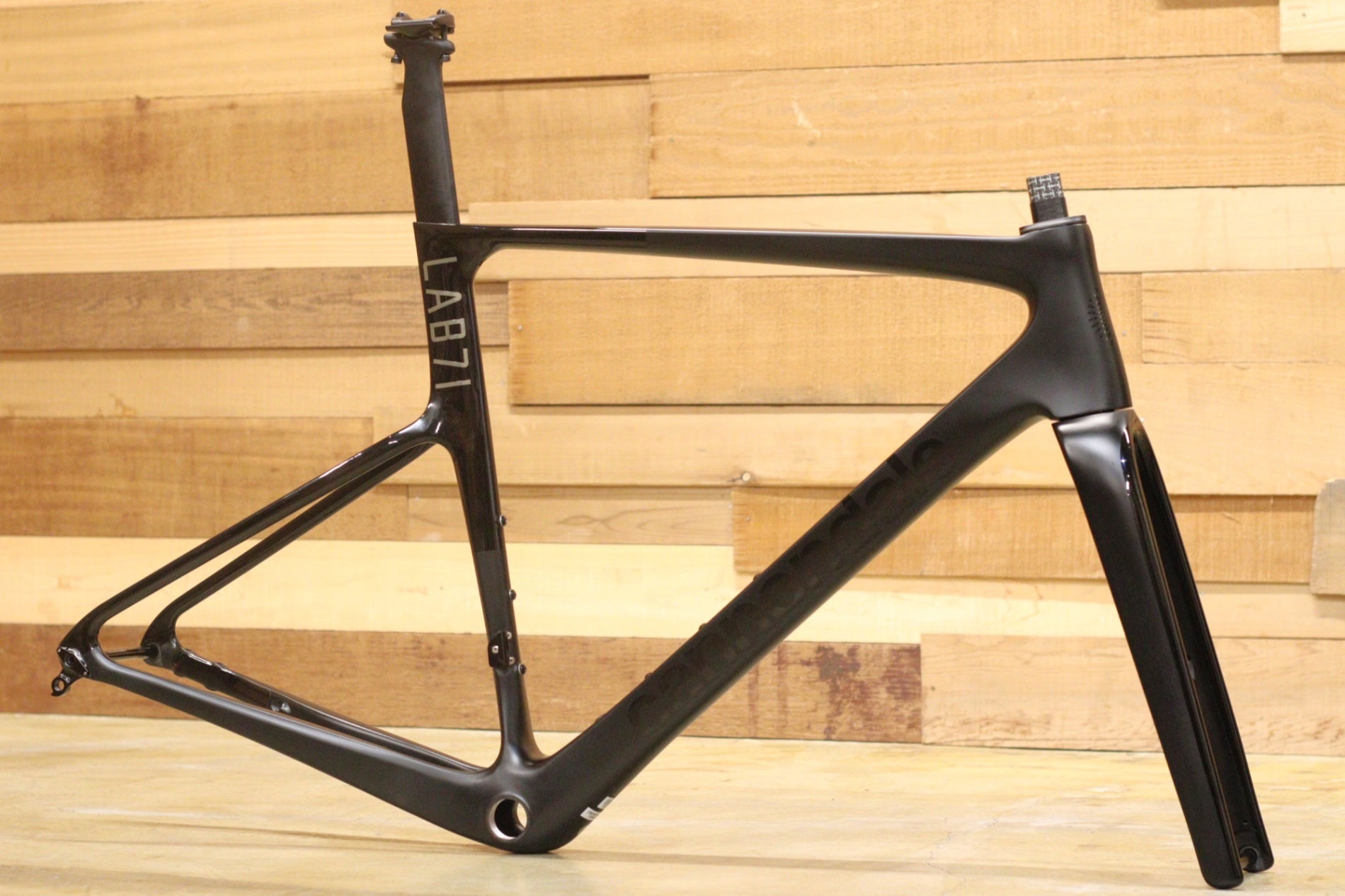 キャノンデール CANNONDALE スーパーシックスエヴォ SUPERSIXEVO LAB71