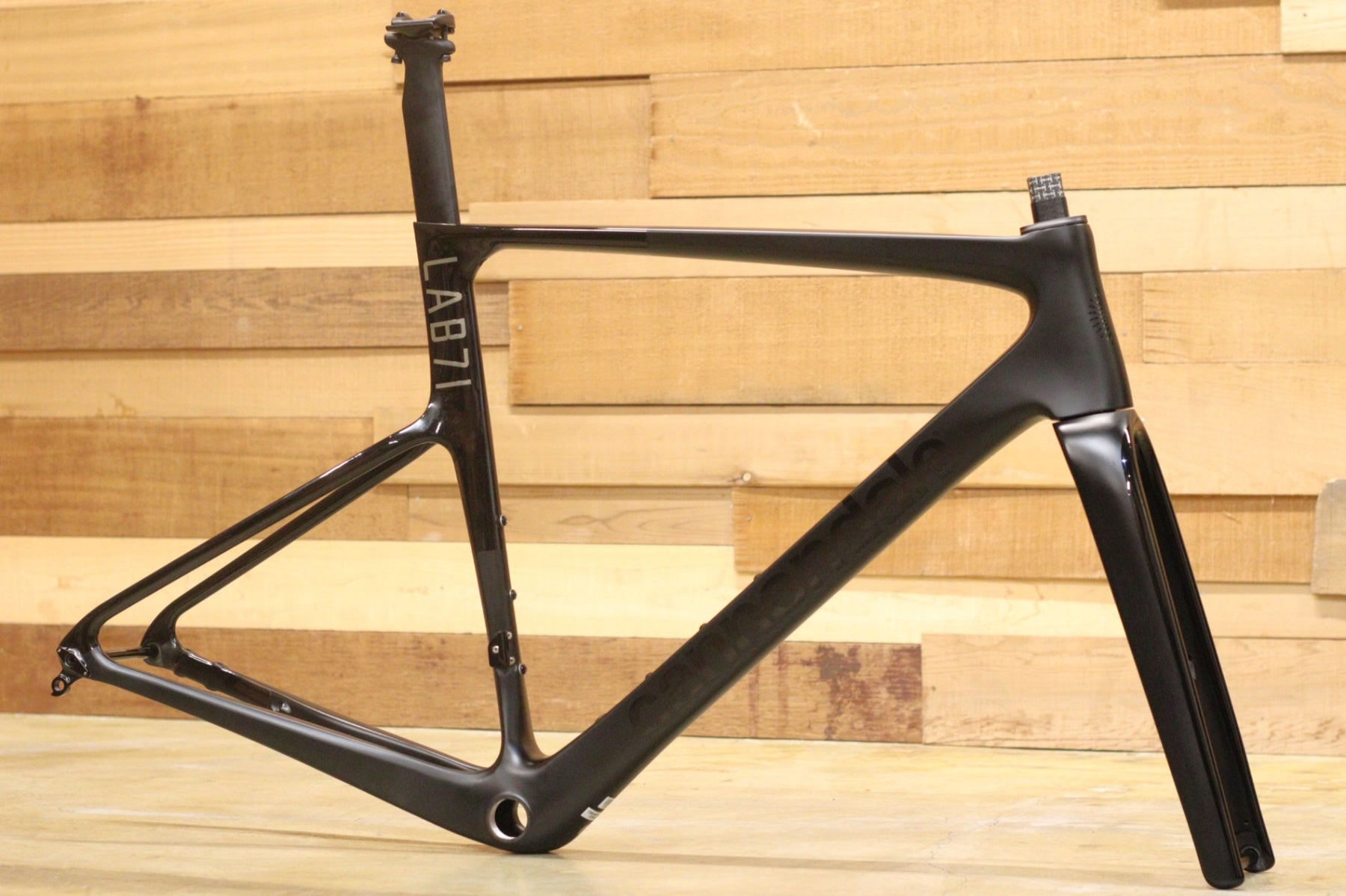 キャノンデール CANNONDALE スーパーシックスエヴォ SUPERSIXEVO LAB71