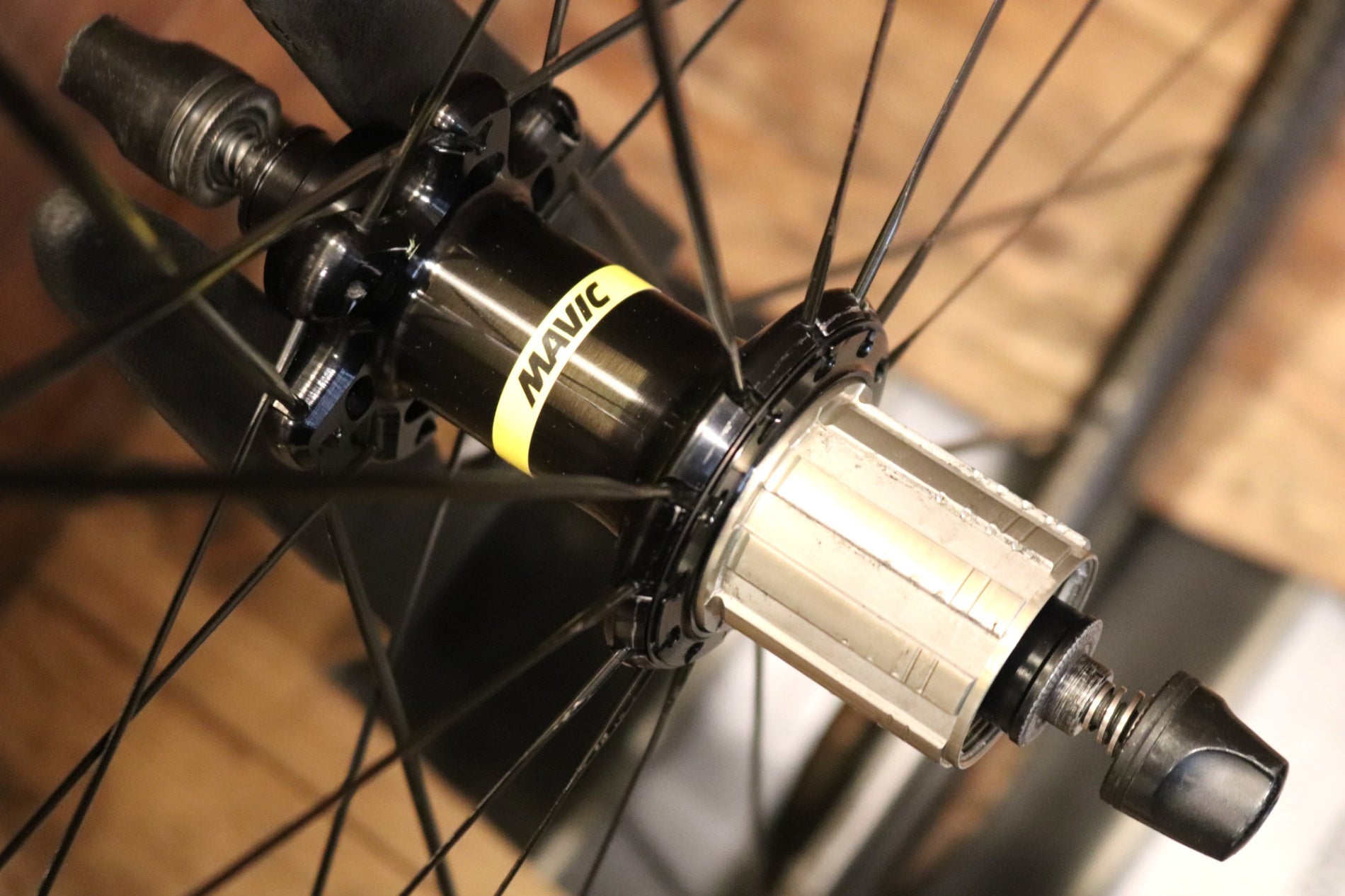 マヴィック MAVIC コスミック COSMIC PRO CARBON SL UST カーボン