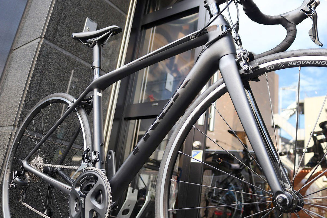 トレック TREK エモンダ EMONDA SL5 2018モデル 52サイズ シマノ 105 11s カーボン ロードバイク 【東京南麻布店】