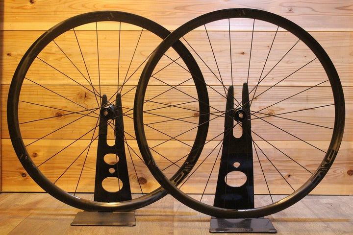 エンヴィ ENVE SES2.3 NEW STRAIGHT SPOKE カーボン チューブレスレディ ホイールセット XDRフリー 【名古屋店】