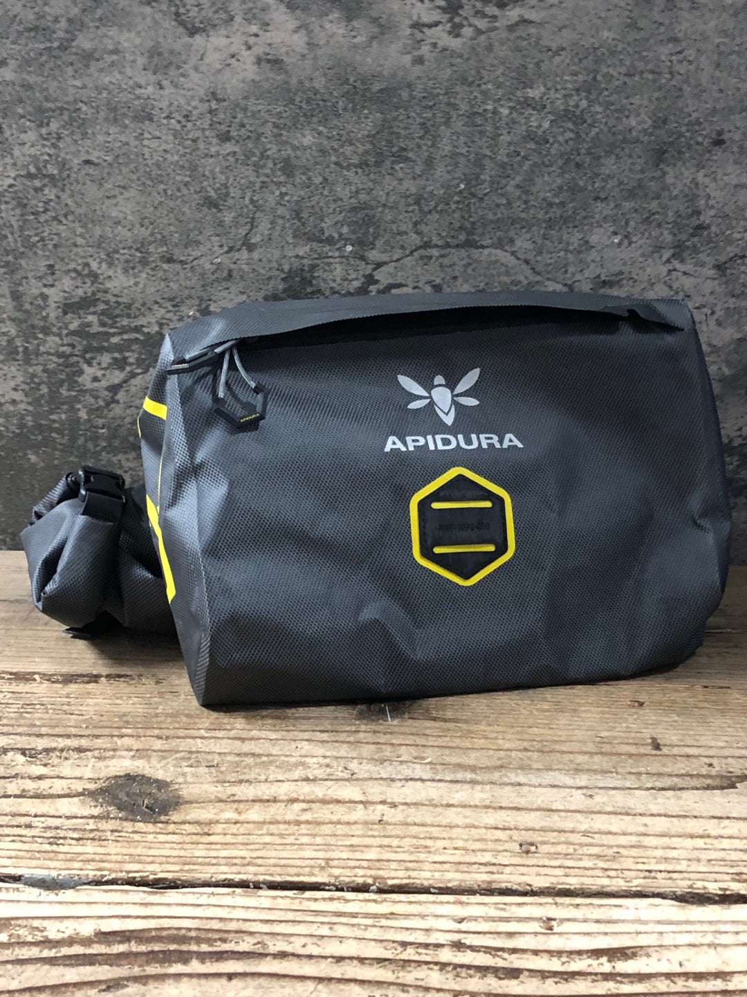 KM879 アピデュラ APIDURA EXPEDITION HANDLEBARBAG ハンドルバーバッグ