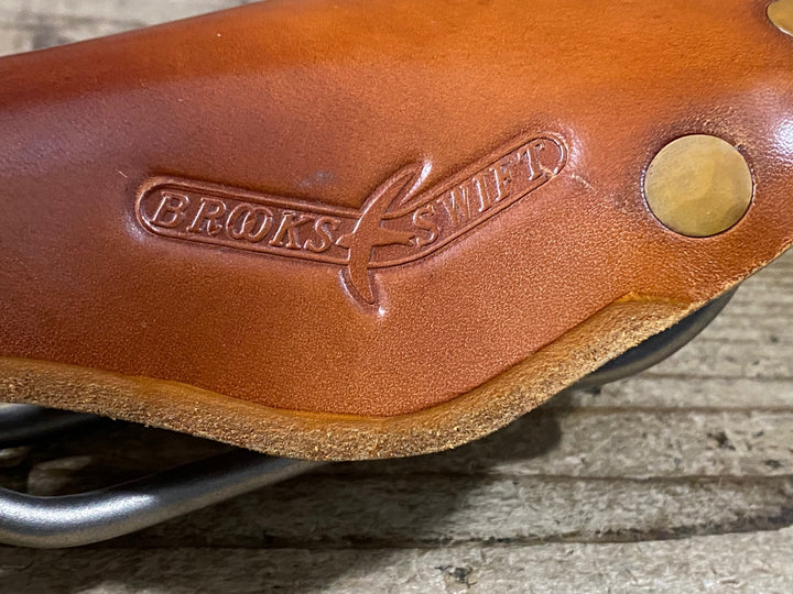 KE489 ブルックス BROOKS スウィフト チタニウム SWIFT TITANIUM レザーサドル ブラウン チタンレール