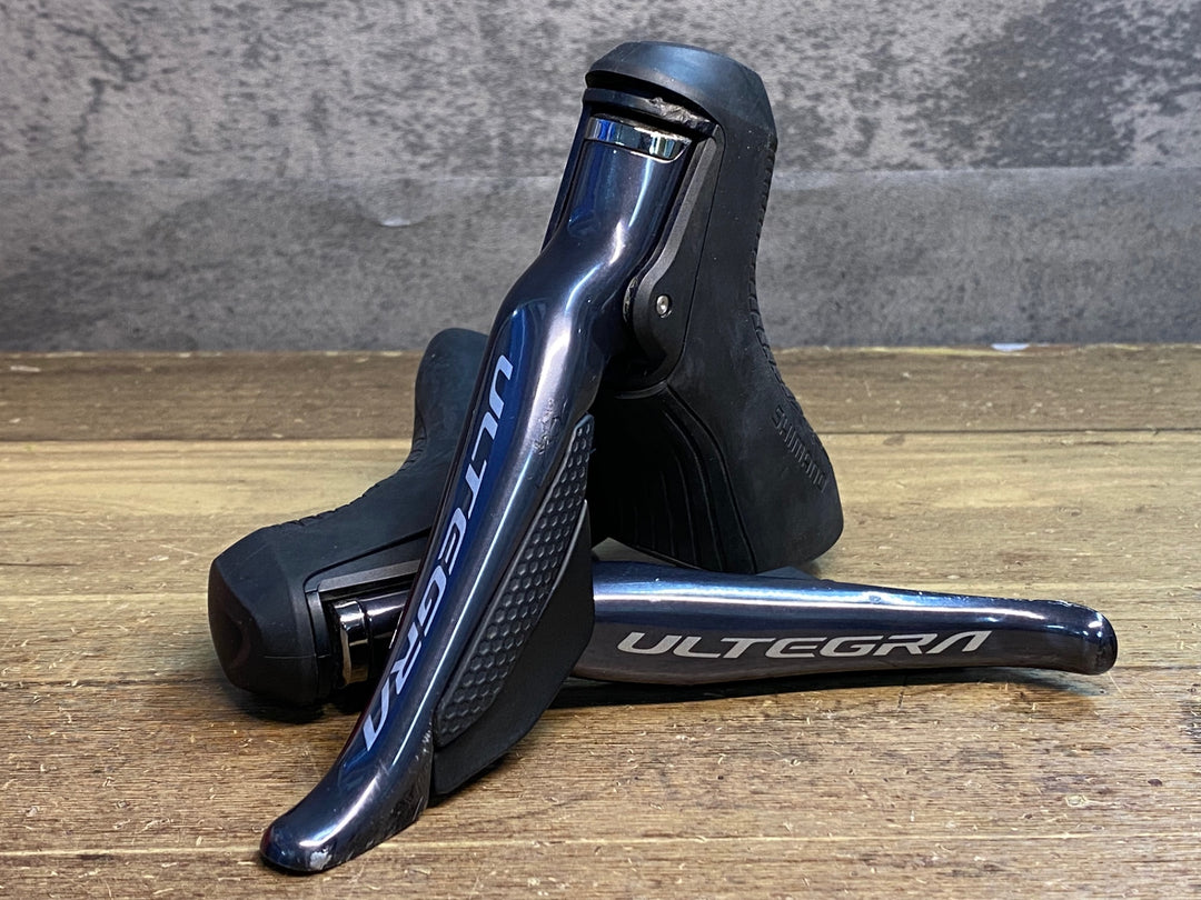 JP664 シマノ SHIMANO アルテグラ ULTEGRA Di2 ST-R8070 油圧 STIレバー 動作確認済 ※固定部クラックのためジャンク