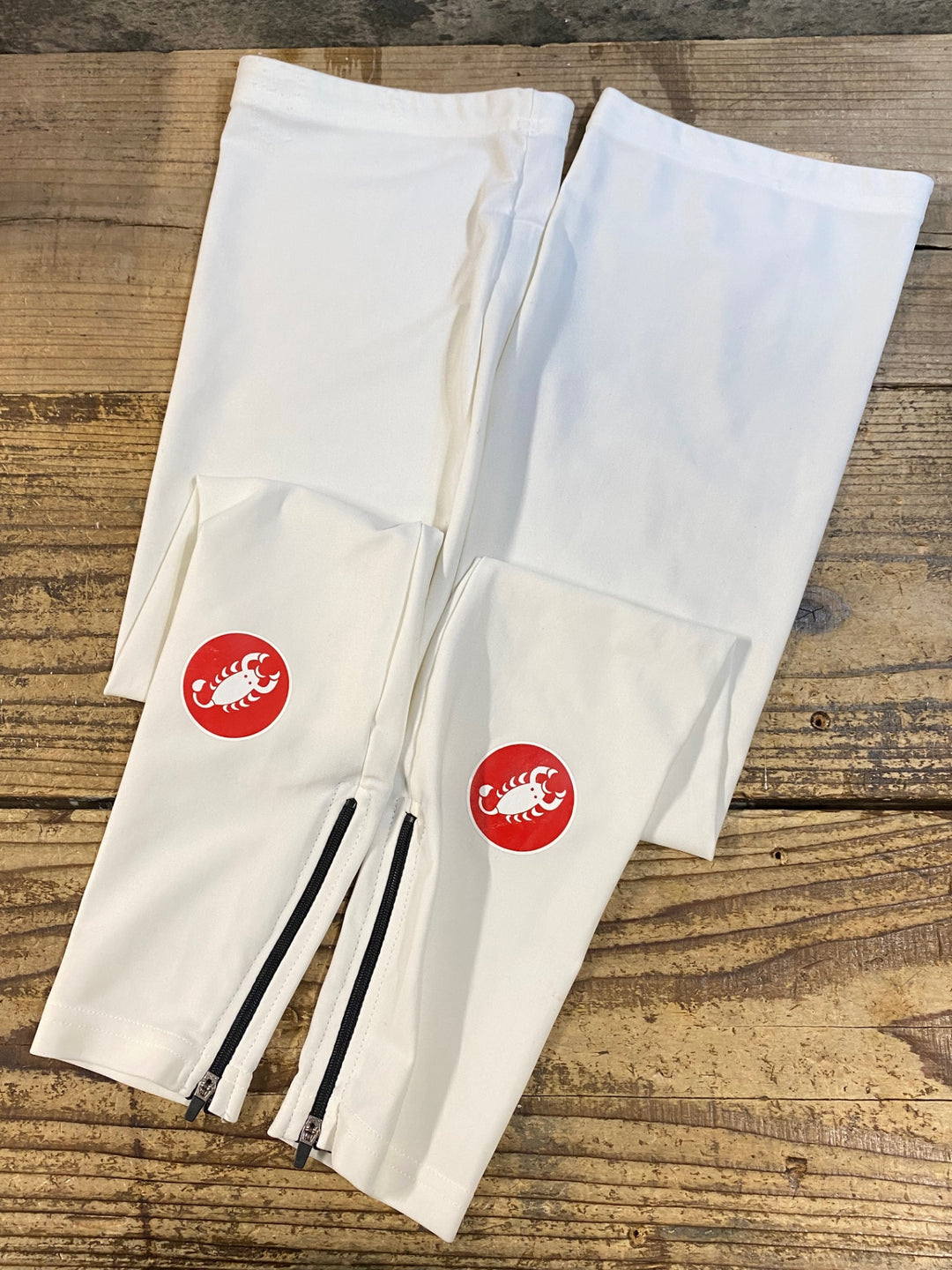 KH166 カステリ CASTELLI レッグカバー 白 M ※擦れ