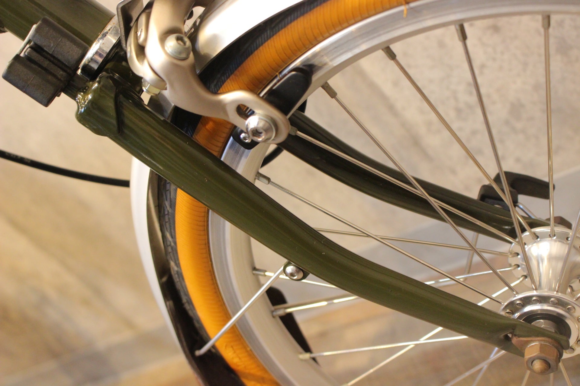 決算セール ブロンプトン BROMPTON M6L BARBOUR EDITION 16インチ
