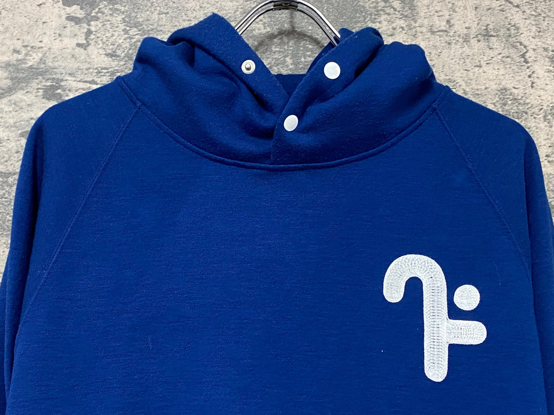 JE543 ナリフリ narifuri NF207 長袖 フーディ パーカー 青 M