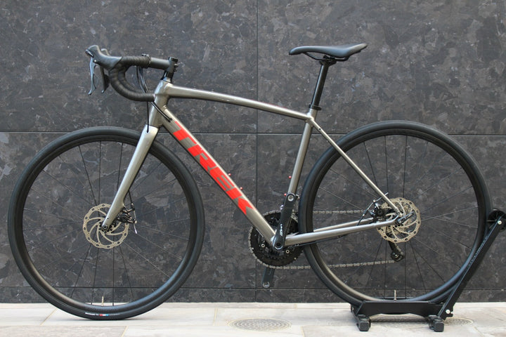 トレック TREK ドマーネ DOMANE AL3 GEN3 DISC 2023モデル 54サイズ シマノ ソラ 9S アルミ ロードバイク 機械式DISC 【福岡店】