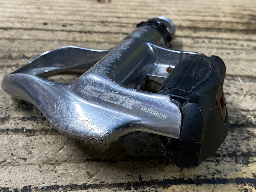 JW871 シマノ SHIMANO 105 PD-5700 ビンディングペダル シルバー SPD-SL