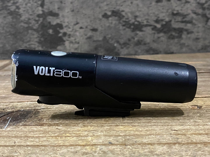 KP383 キャットアイ CATEYE ボルト VOLT800 フロントライト スペアバッテリー 充電器 点灯確認済