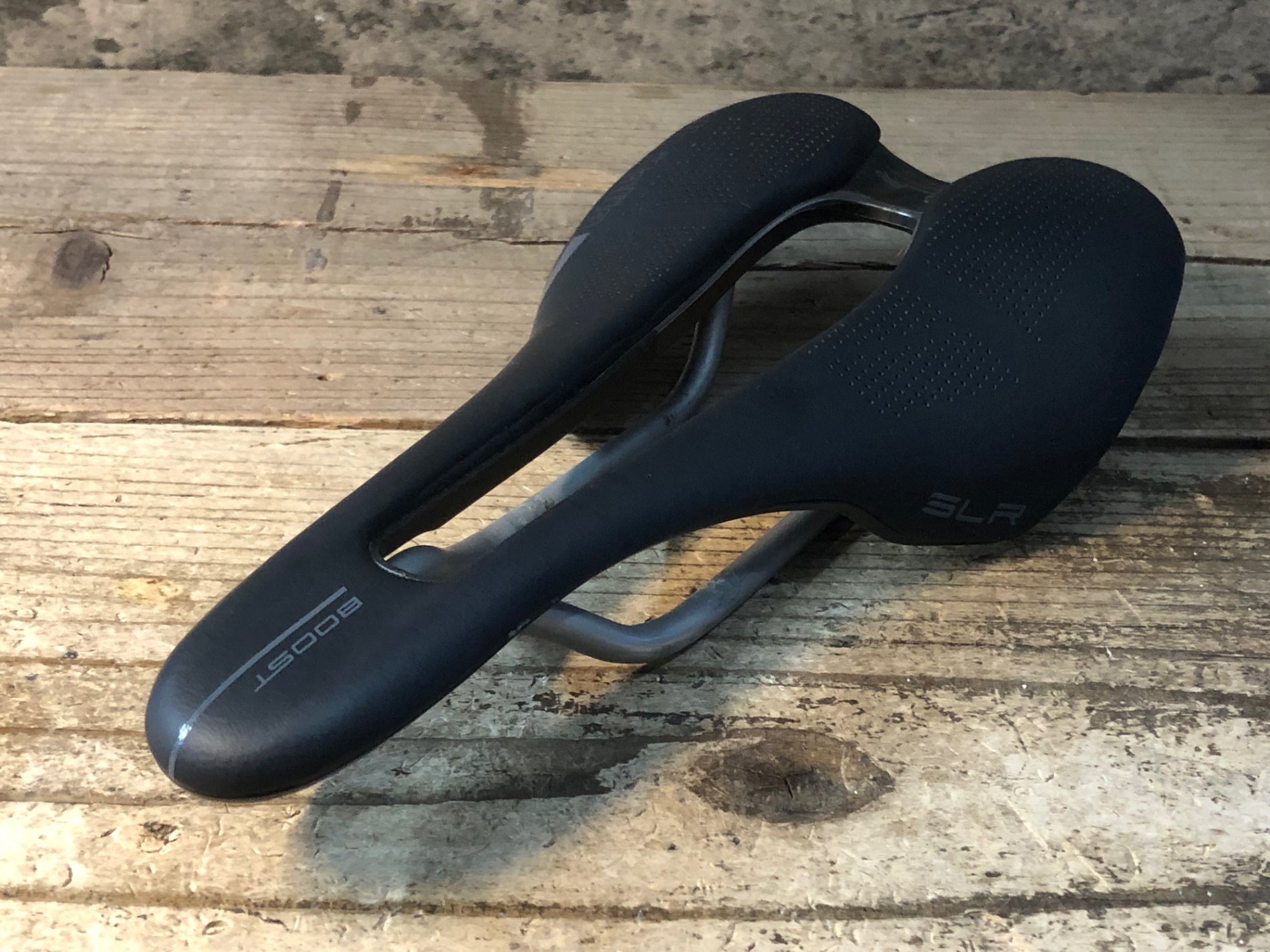 JU578 セライタリア selle italia SLR SUPERFLOW BOOST S3 サドル 黒