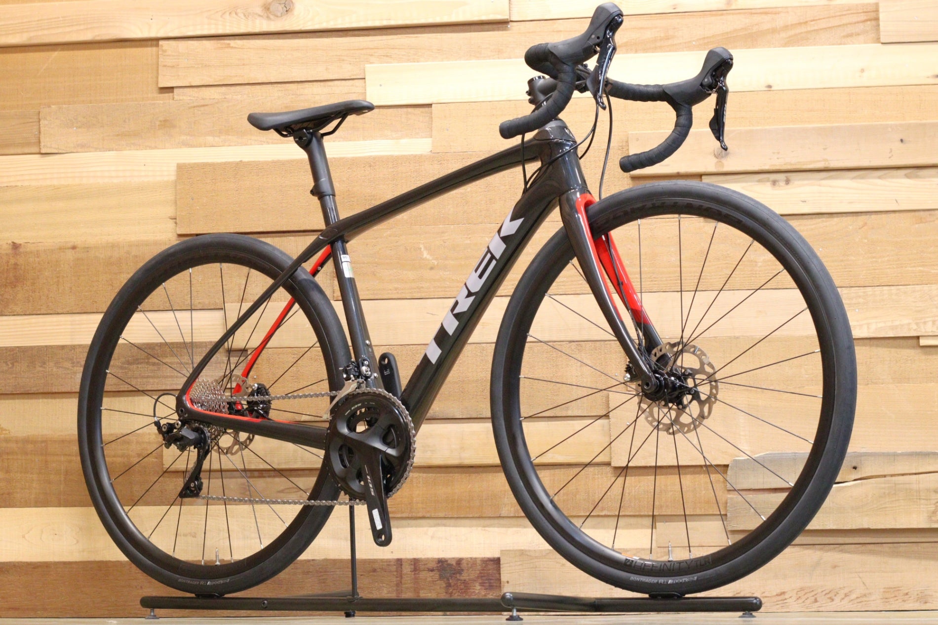［つかじ]Trek Domane SL5 56cm ロードバイク トレック TREK ドマーネ DOMANE SL5 DISC 2019 50サイズ シマノ 105