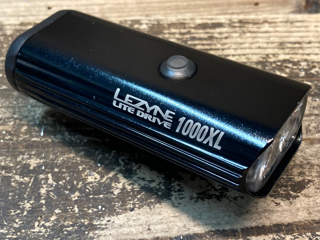 IY714 レザイン LEZYNE LITE DRIVE 1000XL フロントライト 黒 点灯確認済 レックマウント付属