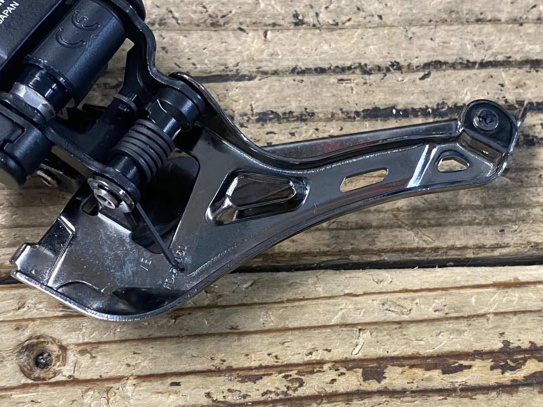 KA846 シマノ SHIMANO アルテグラ ULTEGRA FD-R8150 フロントディレイラー 2S Di2 接続確認済み ※グロメット欠品