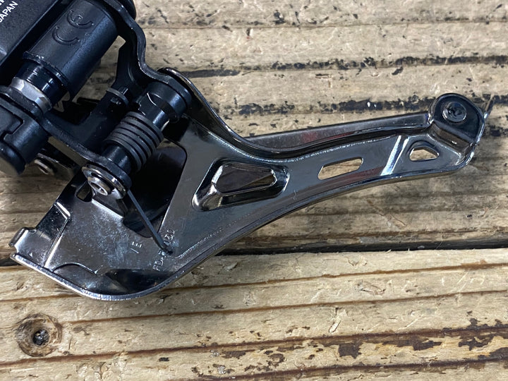 KA846 シマノ SHIMANO アルテグラ ULTEGRA FD-R8150 フロントディレイラー 2S Di2 接続確認済み ※グロメット欠品
