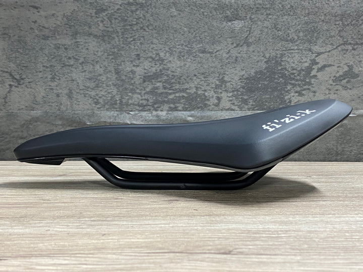 KQ630 フィジーク fizik TERRA ARGO X5 サドル 黒 160mm S-Alloyレール